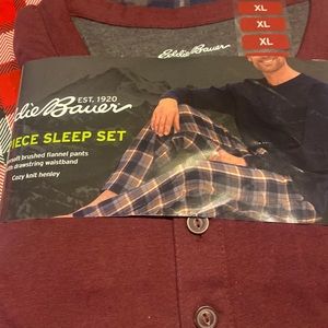 Eddie Bauer extra-large, two piece pajama sleepwear- burgundy with plaid pants